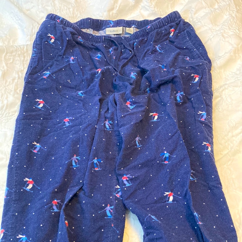L.LBean flannel pajama bottoms